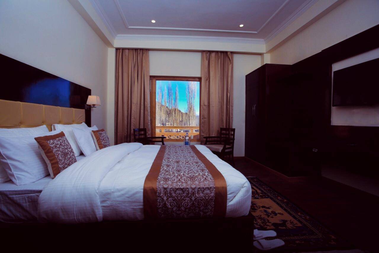 room_image